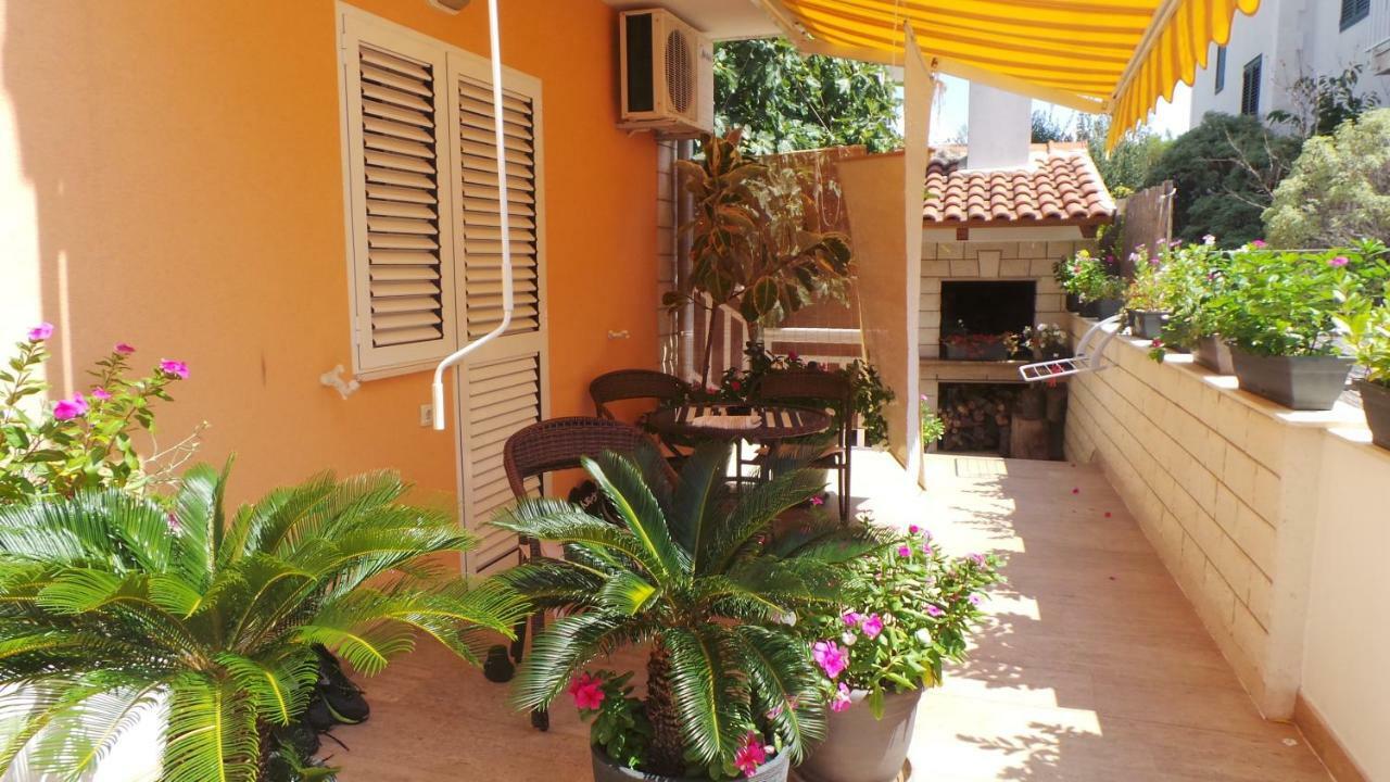 Villa Vera Hvar Town Exterior photo